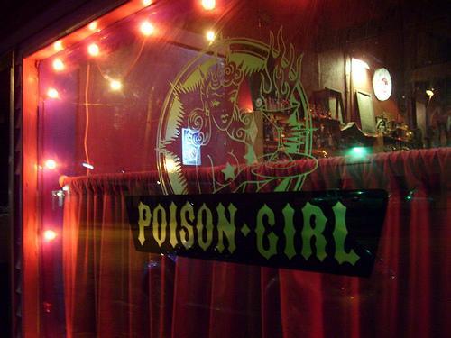 Poison Girl Photo